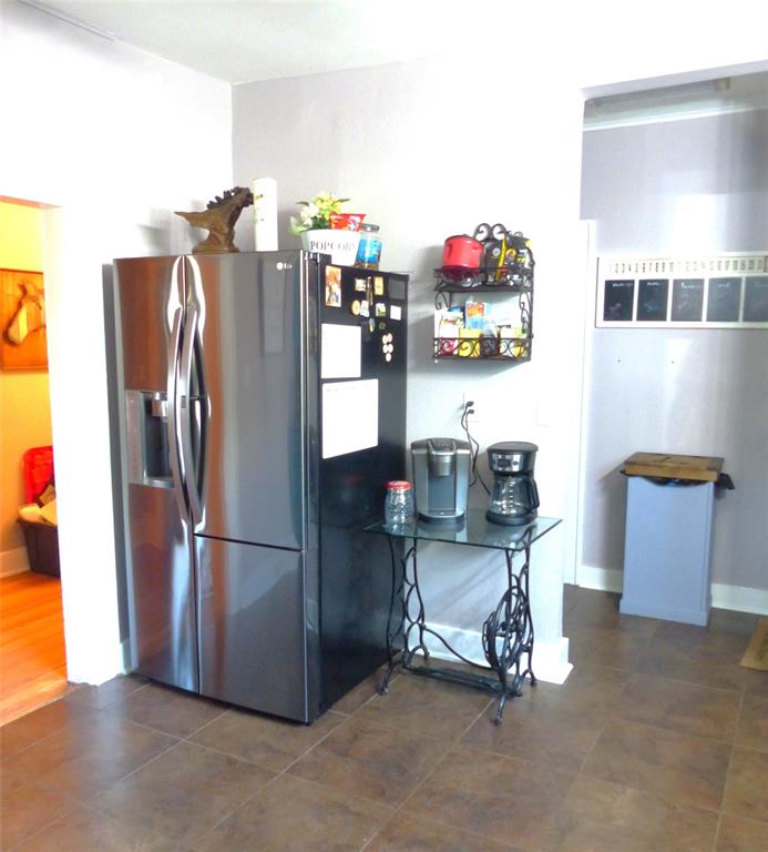 703 Gay Street Menard, TX 76859 - Photo 17 of 37