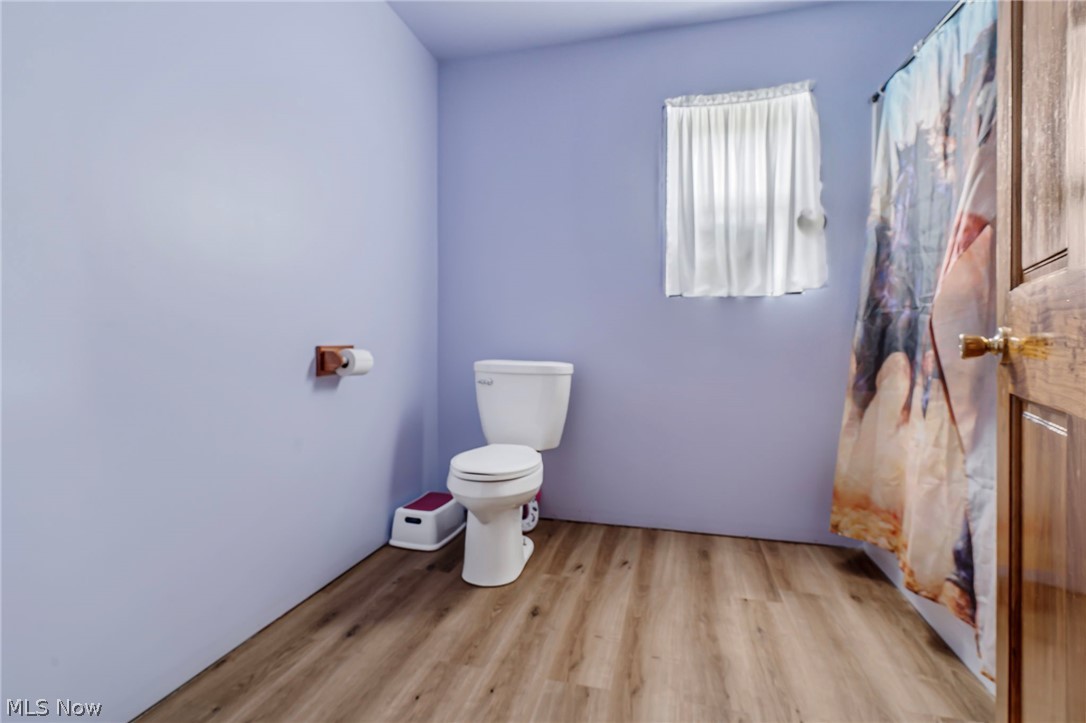 32800 Clendening Lake Road Freeport, OH 43973 - Photo 29 of 39 View of bathroom