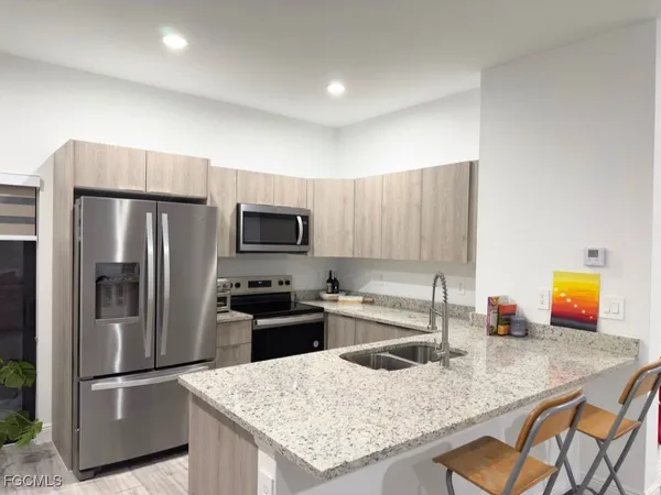 $2,200 | 8033 Melody Circle, LaBelle, FL 33935