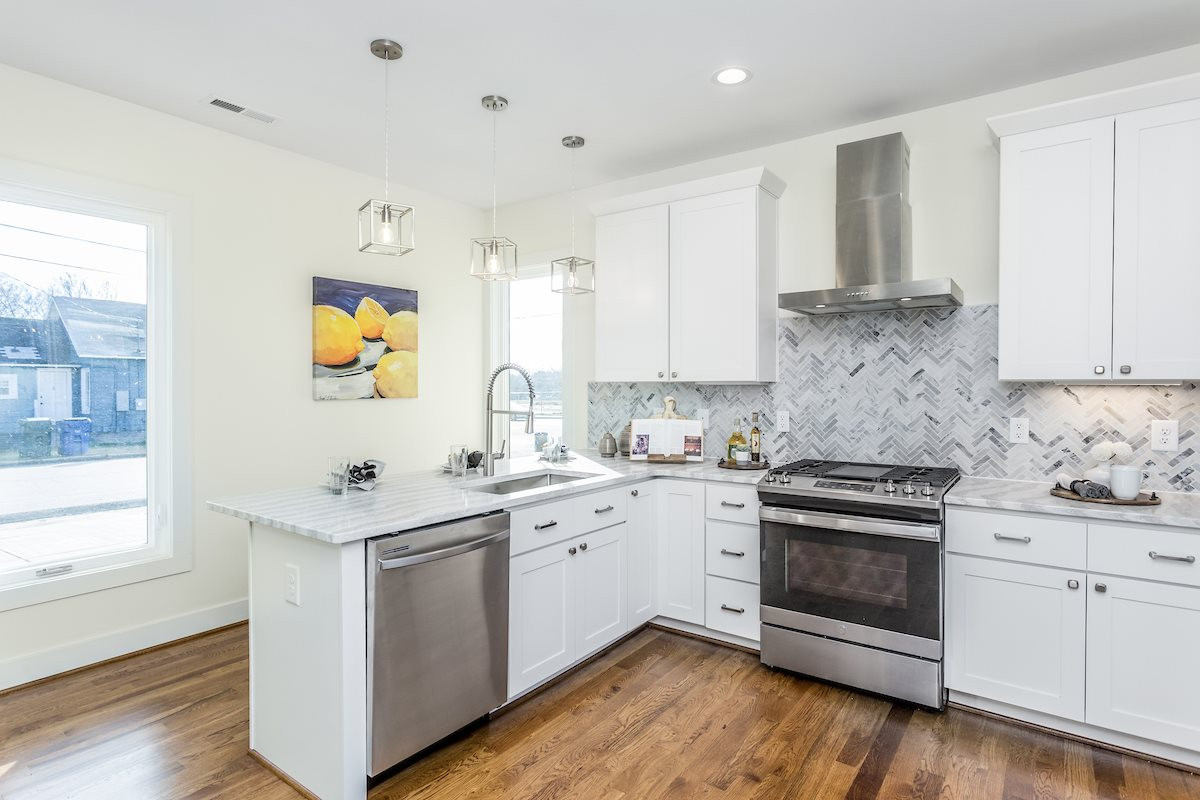 301 1/2 Bragg Street Raleigh, NC 27601 - Photo 7 of 17 SS Appliances