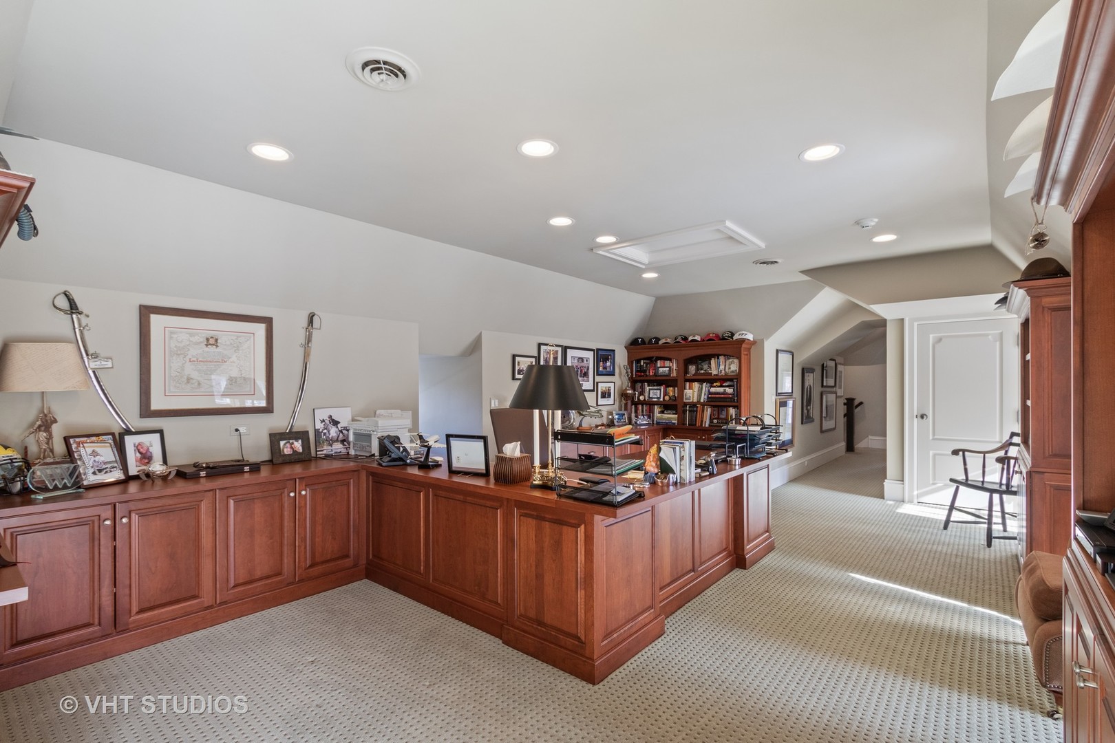 1291 Elm Tree Road Lake Forest, IL 60045 - Photo 29 of 56 a kitchen with lots of counter top space