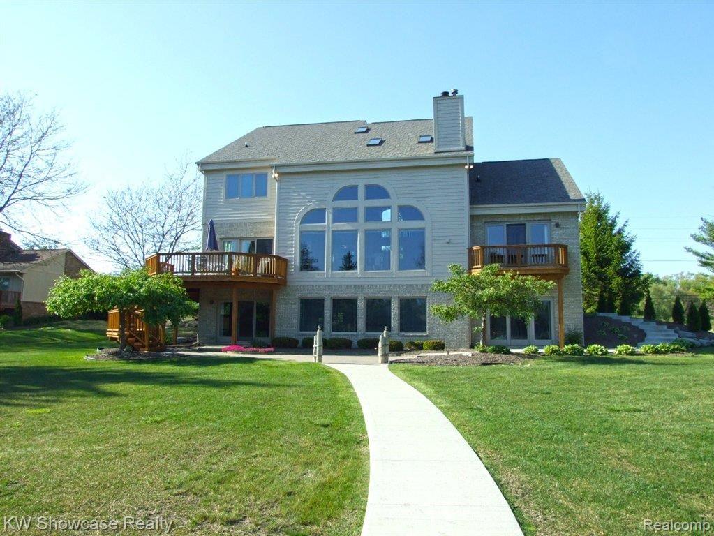 2901 East Commerce Road Commerce Township, MI 48382 - Photo 23 of 25 Home from Lakeside