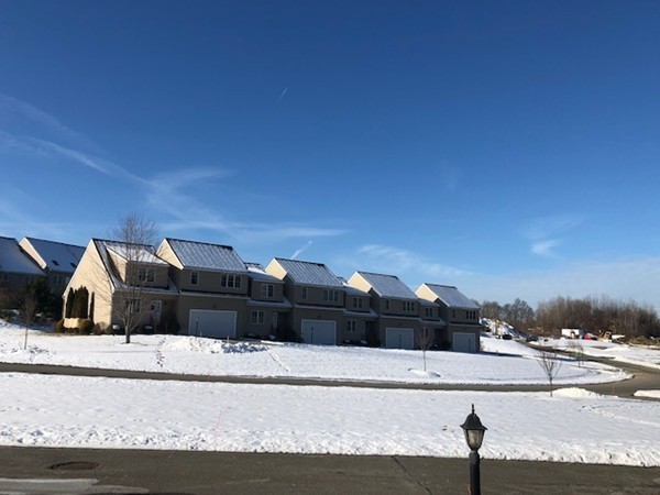 113 Ariel Circle, Unit 113 Sutton, MA 01590 - Photo 30 of 39 a view of a street