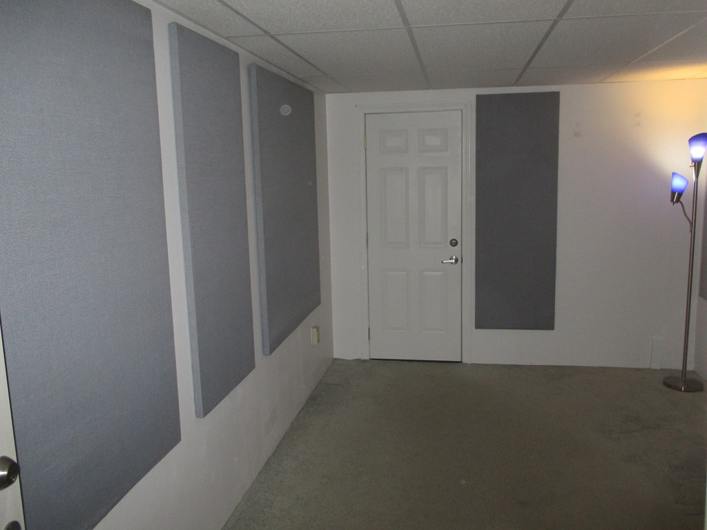 113 Ariel Circle, Unit 113 Sutton, MA 01590 - Photo 37 of 39 a view of a small space