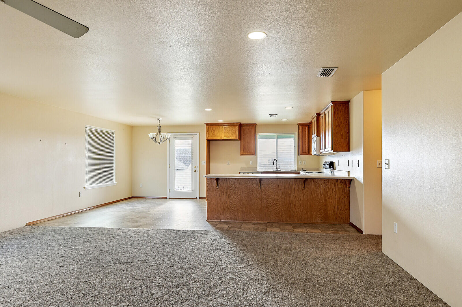 560 Barton Road Eagle Point, OR 97524 - Photo 18 of 30 19_BR_19_mls