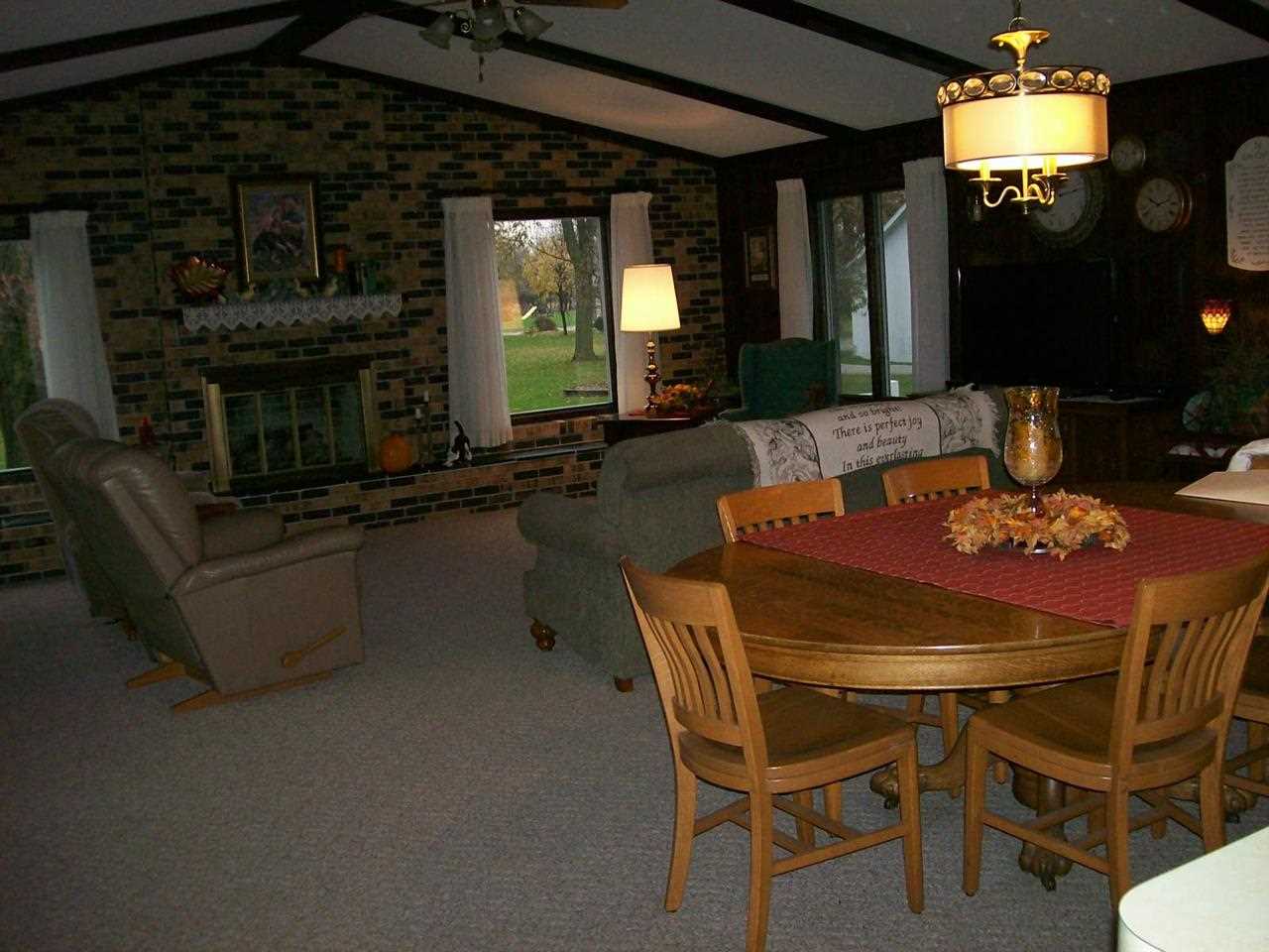 924 East Rochester Street Akron, IN 46910 - Photo 8 of 13 Gallery Image 8