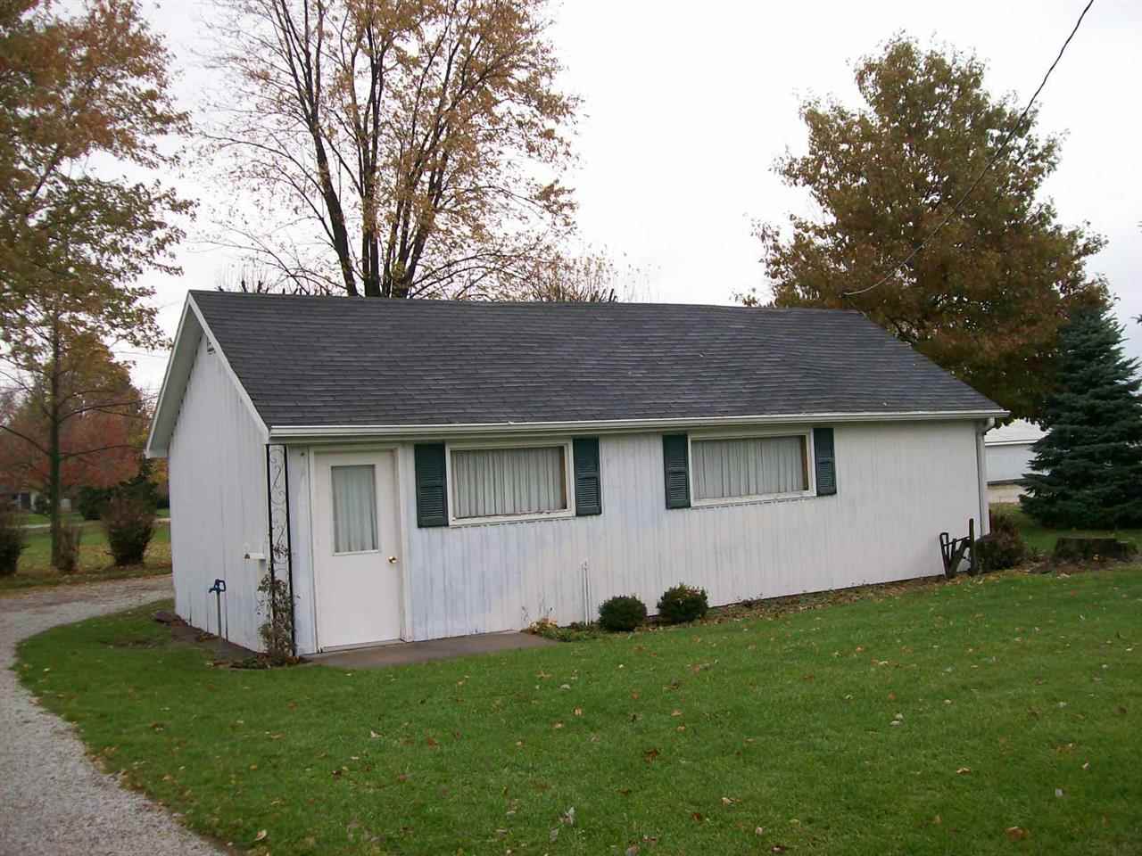 924 East Rochester Street Akron, IN 46910 - Photo 10 of 13 Gallery Image 10