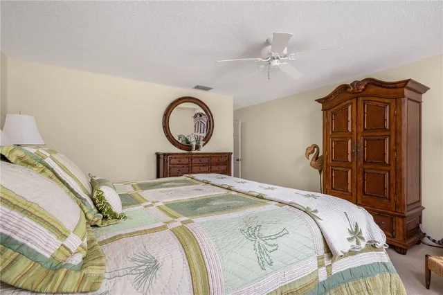 $2,750 | 101 Park Shores Circle, Unit 2W, Vero Beach, FL 32963