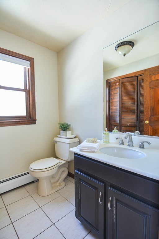 22 Michigan Road Tyngsborough, MA 01879 - Photo 8 of 20