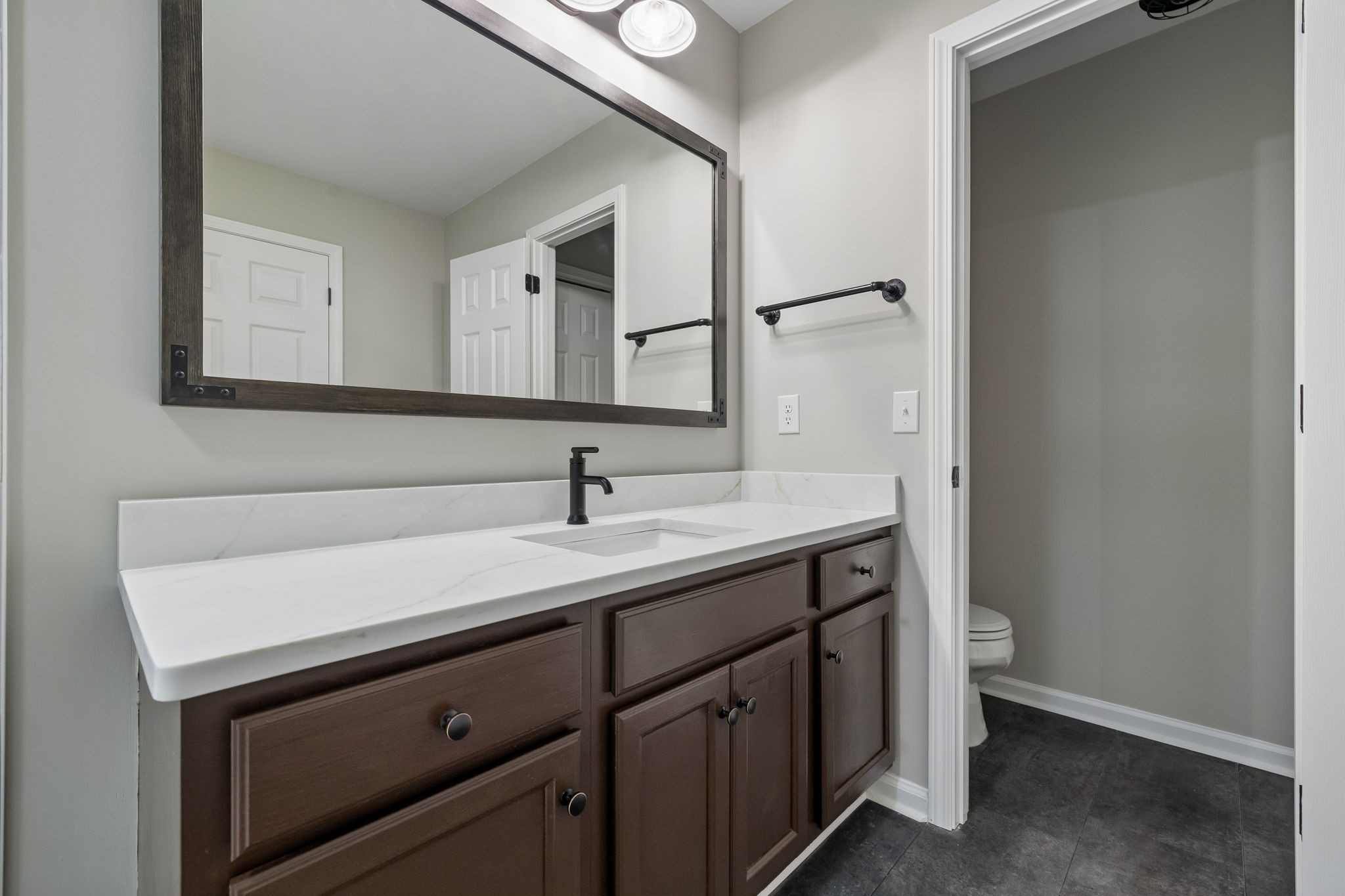 1062 Heatherwood Road Pleasant View, TN 37146 - Photo 28 of 42 Gallery Image 28