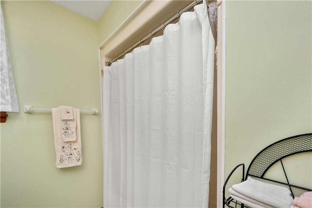113 McGinley Road Chicora, PA 16025 - Photo 23 of 41 Gallery Image 23