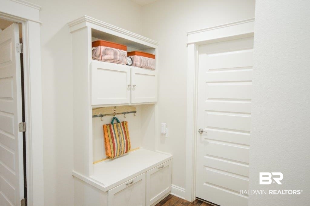 19662 Bunker Loop Fairhope, AL 36532 - Photo 21 of 29 Utility Room