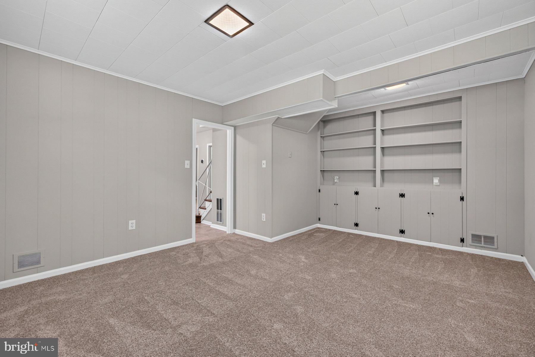 4035 Adams Drive Silver Spring, MD 20902 - Photo 21 of 37 Entry Level Family Room