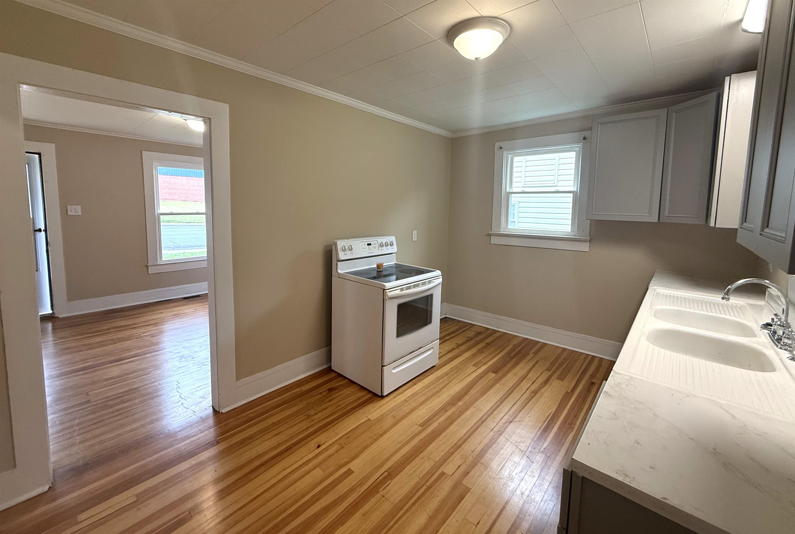 205 East 3rd Street Gaffney, SC 29340 - Photo 5 of 31 Gallery Image 5