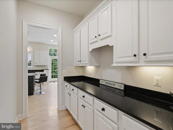 $1,625,000 | 904 Locust Street, Herndon, VA 20170