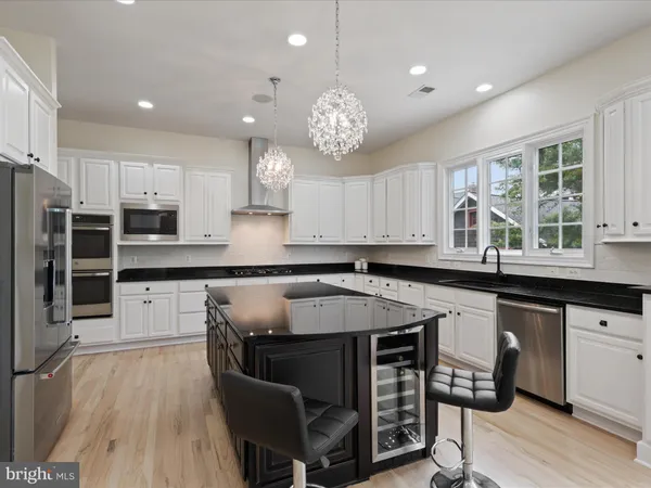 $1,625,000 | 904 Locust Street, Herndon, VA 20170