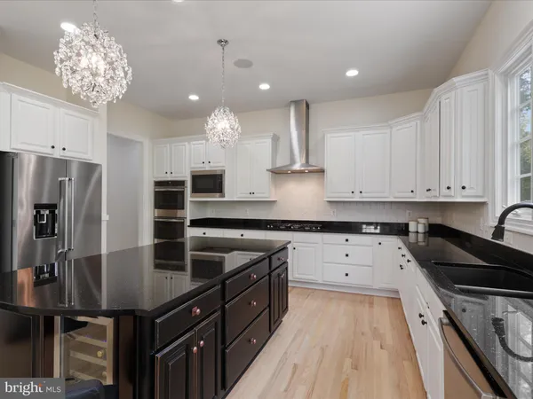 $1,625,000 | 904 Locust Street, Herndon, VA 20170