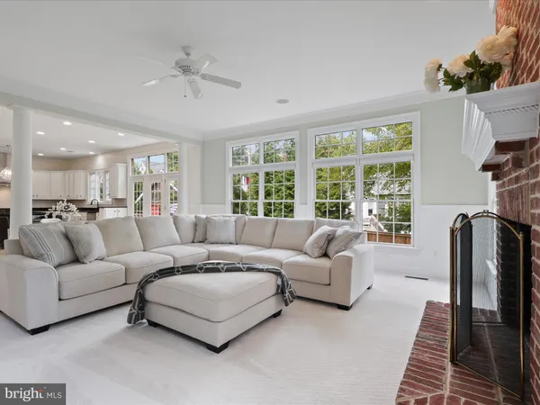 $1,625,000 | 904 Locust Street, Herndon, VA 20170