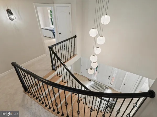 $1,625,000 | 904 Locust Street, Herndon, VA 20170