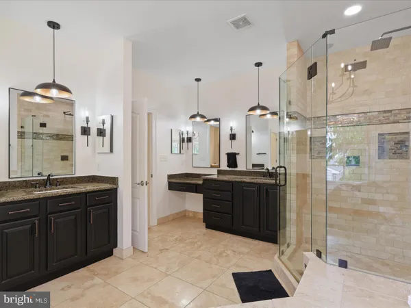 $1,625,000 | 904 Locust Street, Herndon, VA 20170
