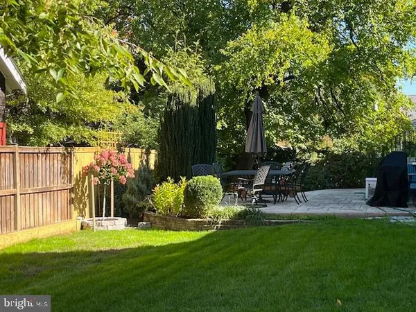 $1,625,000 | 904 Locust Street, Herndon, VA 20170