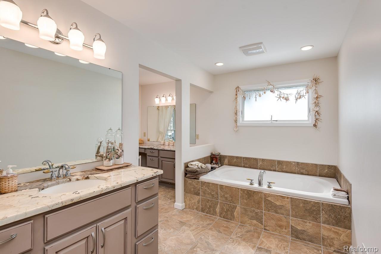 5862 Port Austin Road Caseville, MI 48725 - Photo 19 of 42 19.jpg