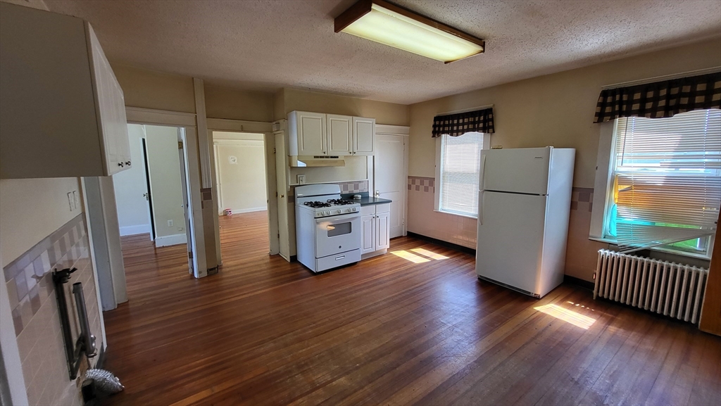 40 Endicott Street, Unit 40 Lowell, MA 01854 - Photo 4 of 16
