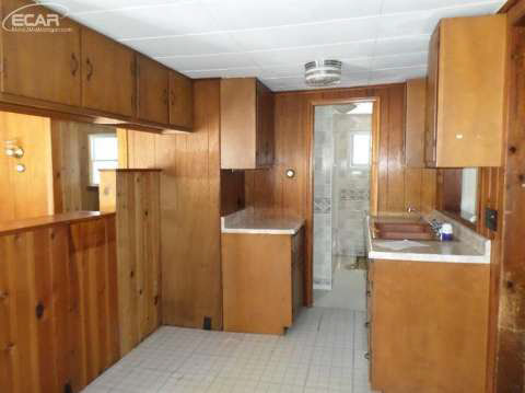 12927 Shaftsburg Road Perry, MI 48872 - Photo 3 of 17 20431615-2.JPG