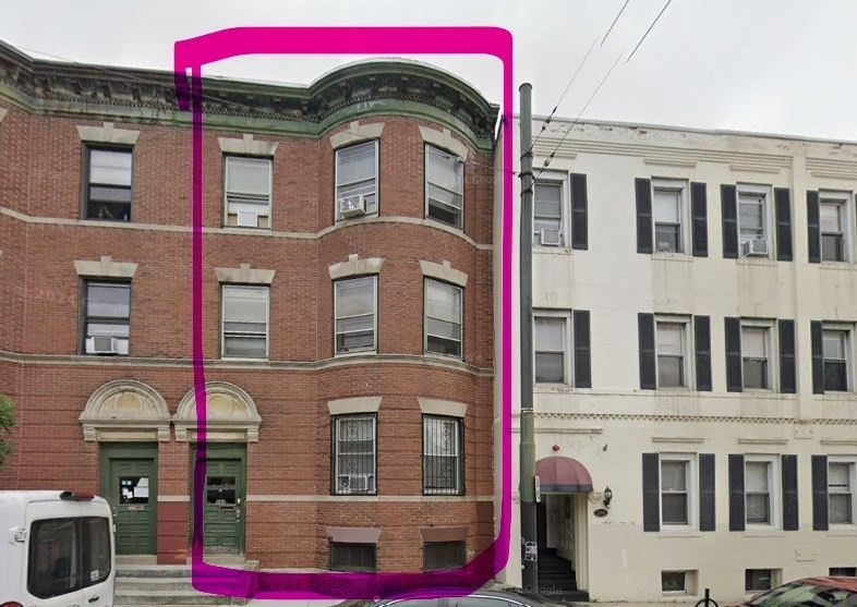 884 Huntington Avenue, Unit 1 Boston, MA 02115 - Photo 1 of 8