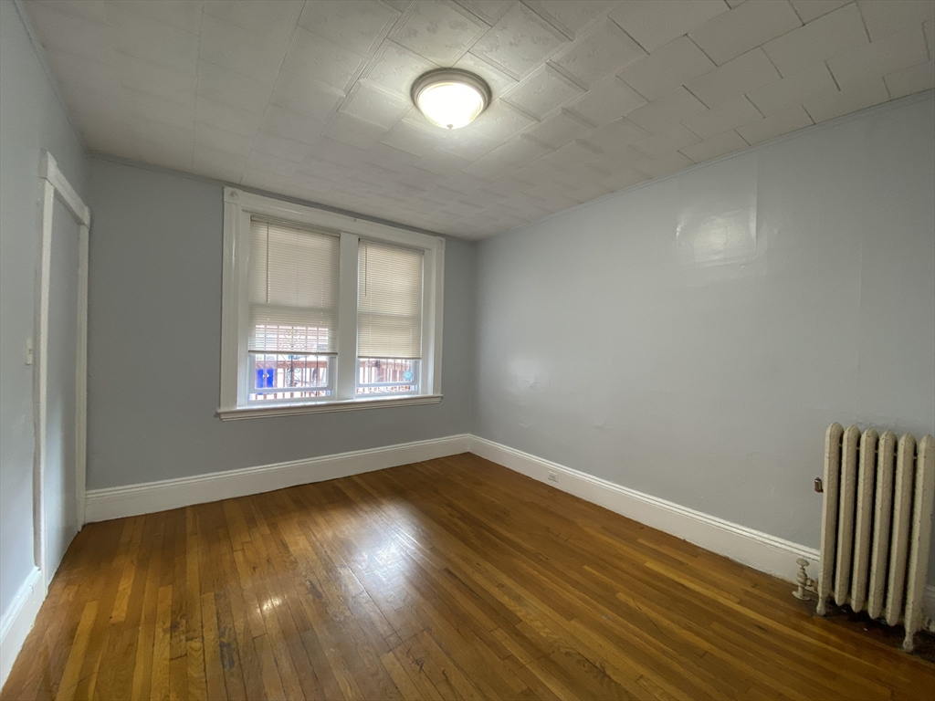 884 Huntington Avenue, Unit 1 Boston, MA 02115 - Photo 4 of 8
