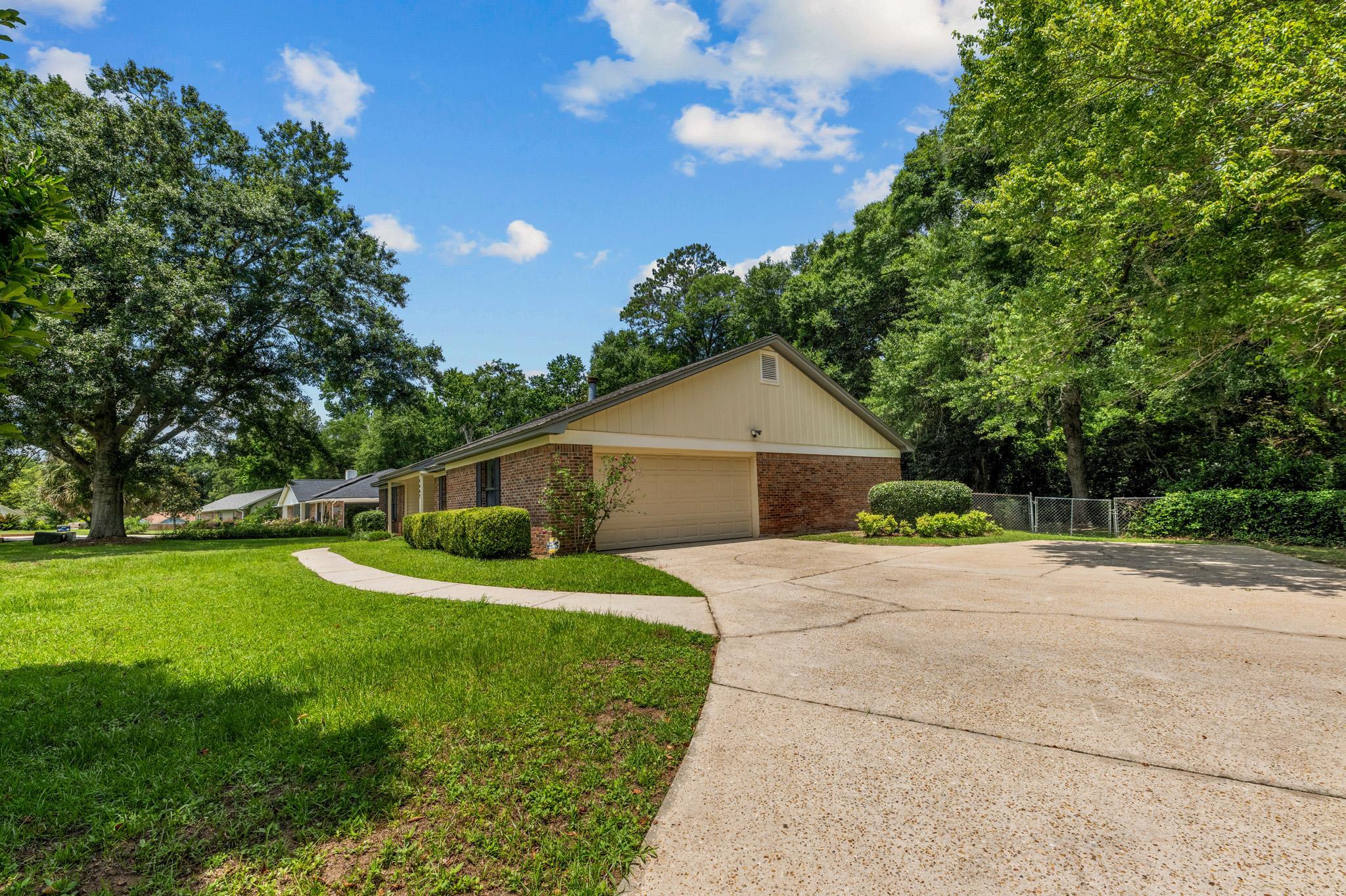 4447 Camden Road Tallahassee, FL 32303 - Photo 17 of 42 Gallery Image 17