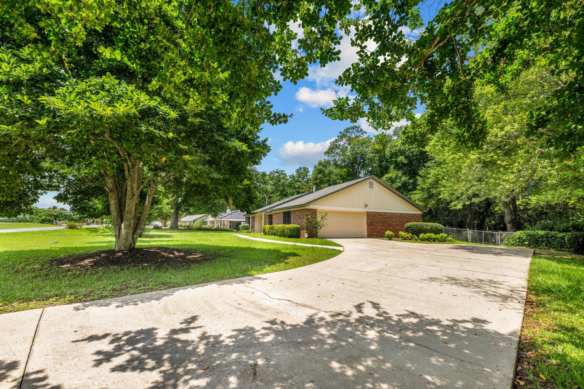 4447 Camden Road Tallahassee, FL 32303 - Photo 18 of 42 Gallery Image 18