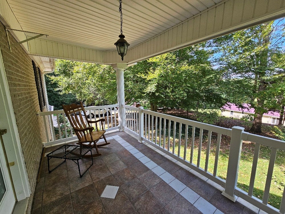 402 Spring Hollow Road Marion, VA 24354 - Photo 15 of 48 Gallery Image 15