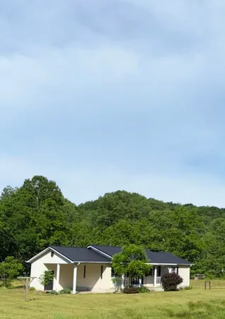 $60,950 | 2717 Leatherwood Road, Garrison, KY 41141