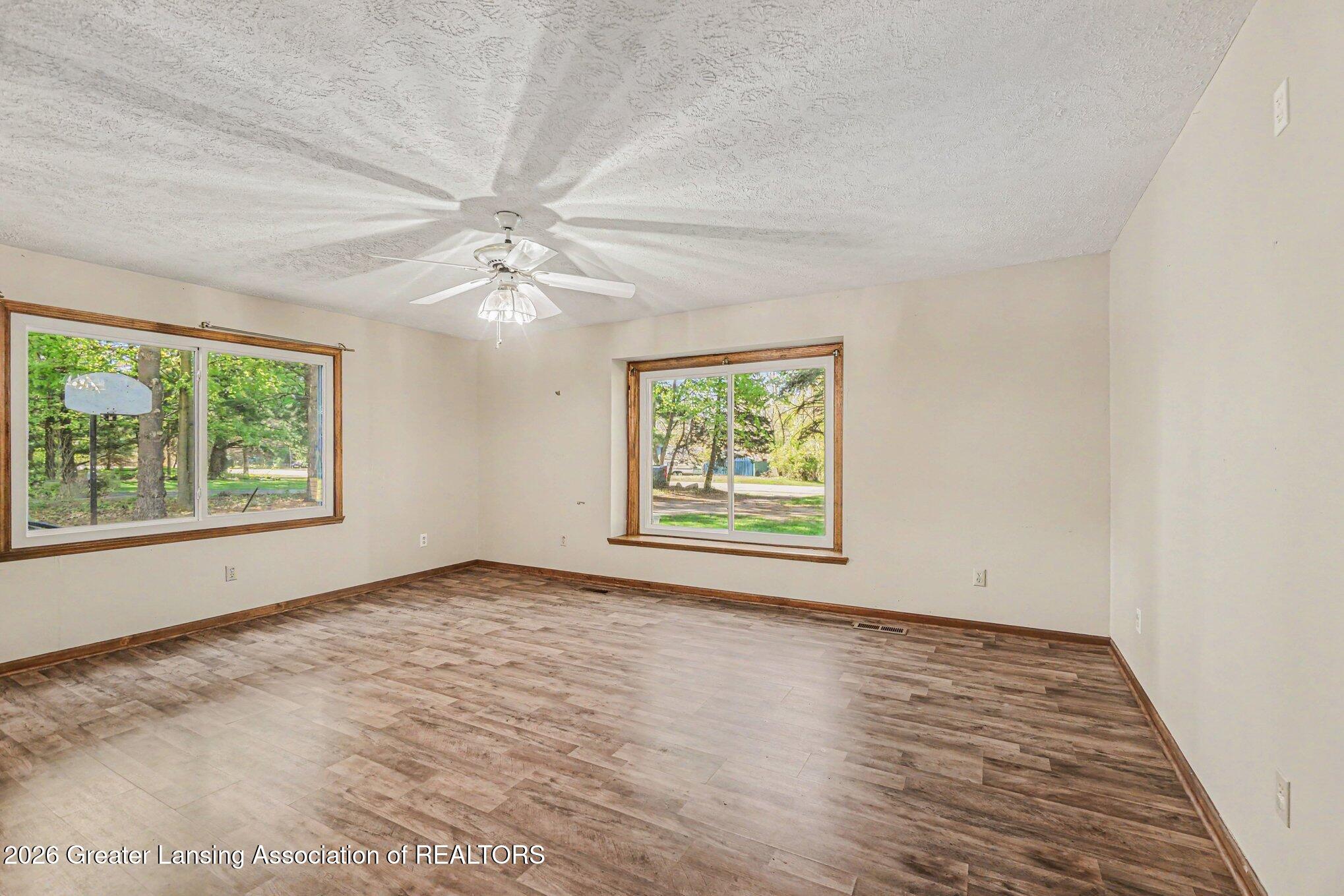 974 West Dansville Road Mason, MI 48854 - Photo 9 of 31 008_file_2891