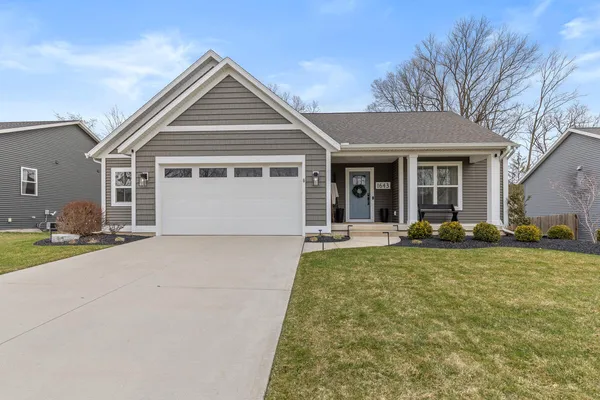 $499,900 | 1643 Mulligan Drive Southwest, Wyoming, MI 49519