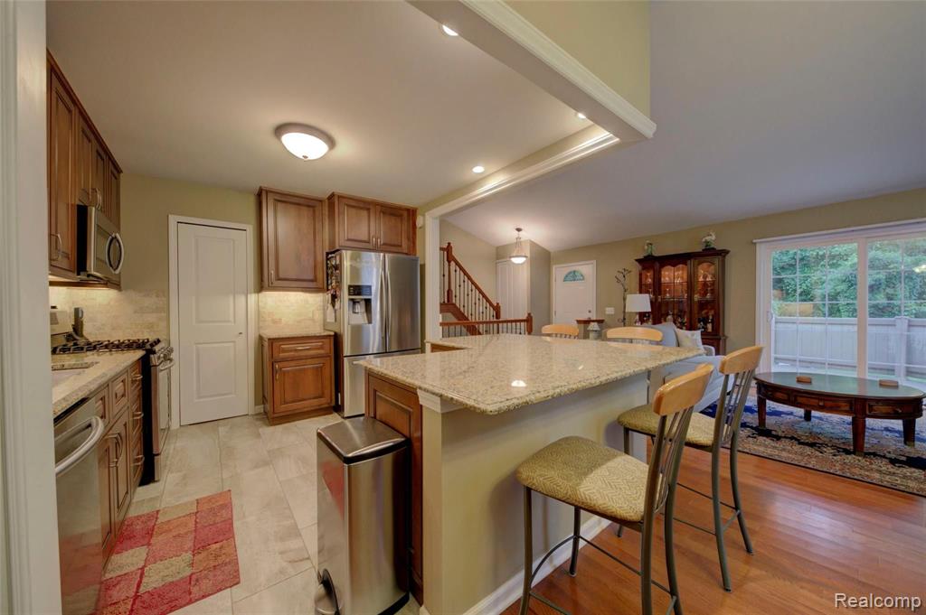 1161 Pine Ridge Court, Unit 143 Rochester Hills, MI 48306 - Photo 9 of 45