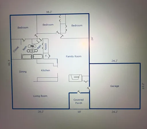 a view of a livingroom with furniture