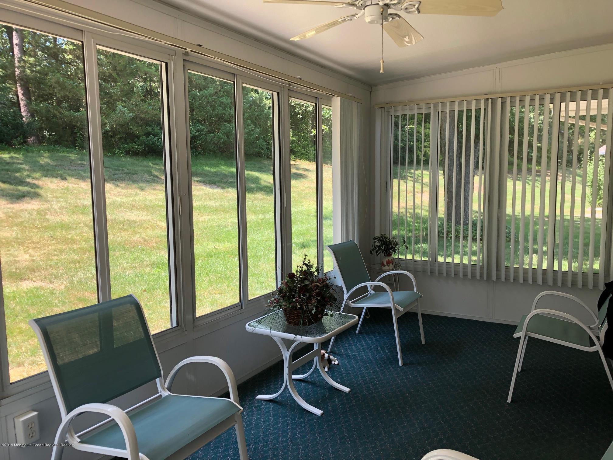 15 Robinson Road Brick, NJ 08724 - Photo 3 of 24 a living room with furniture and windows