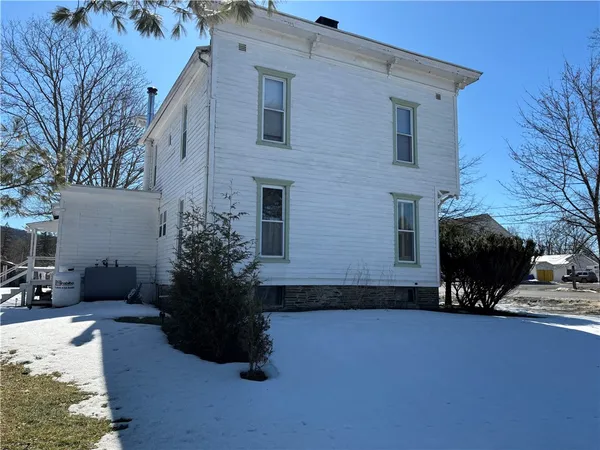 $319,000 | 118 Main Street, Laurens, NY 13796