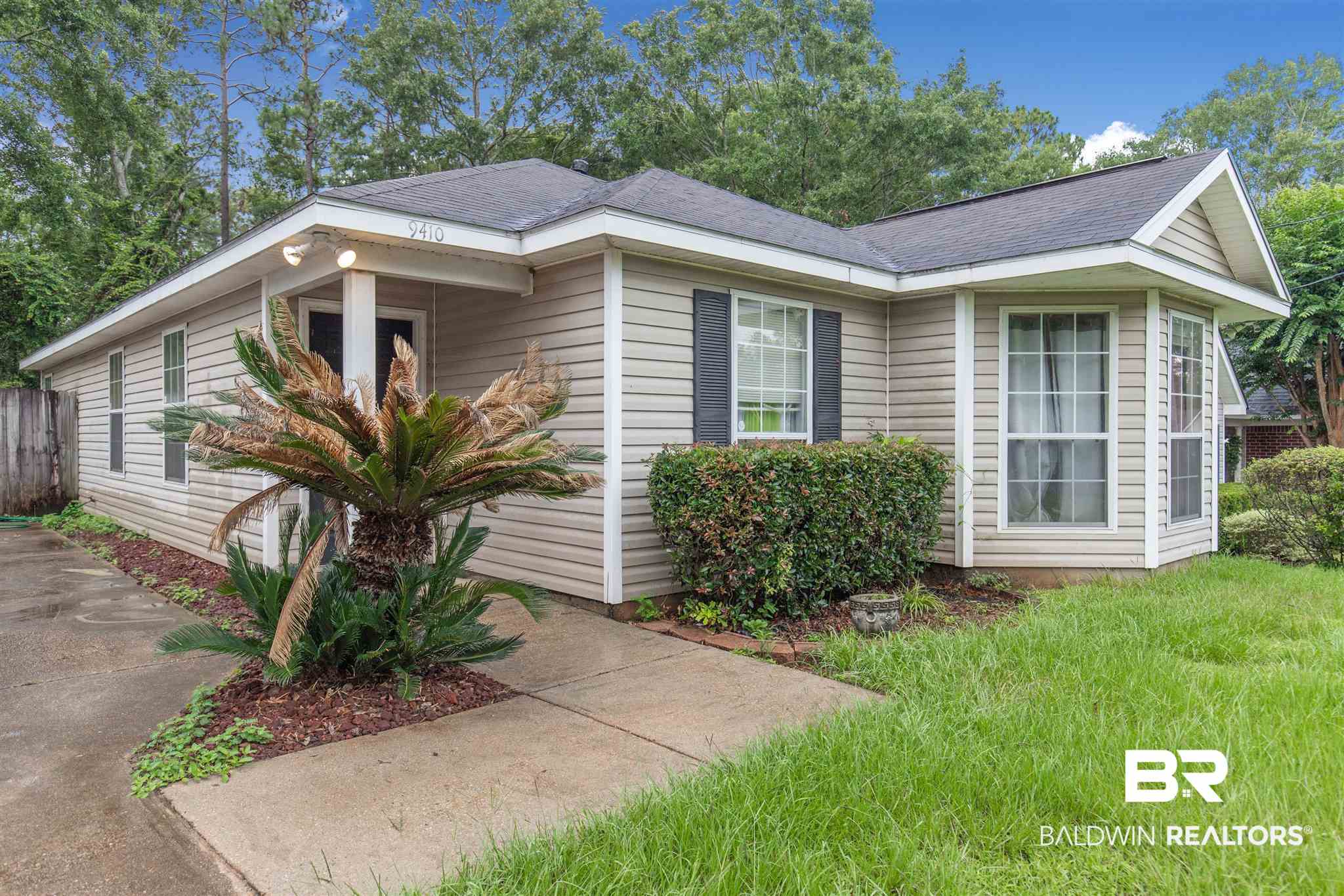 9410 Copperfield Drive South Mobile, AL 36608 - Photo 2 of 15