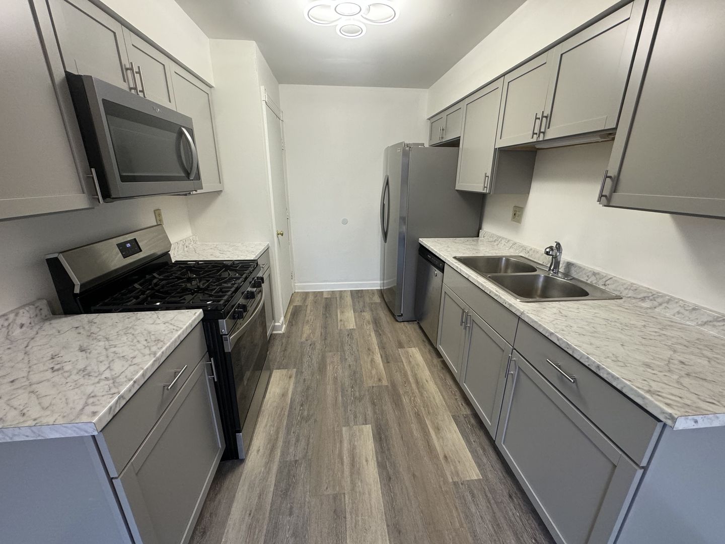 268 Circlegate Road, Unit 268 New Lenox, IL 60451 - Photo 7 of 20