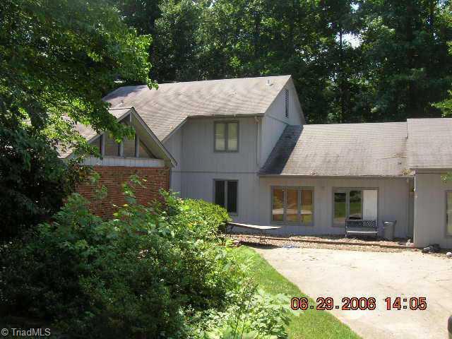 101 Crest Hill Road Jamestown, NC 27282 - Photo 1 of 1 Exterior Front.