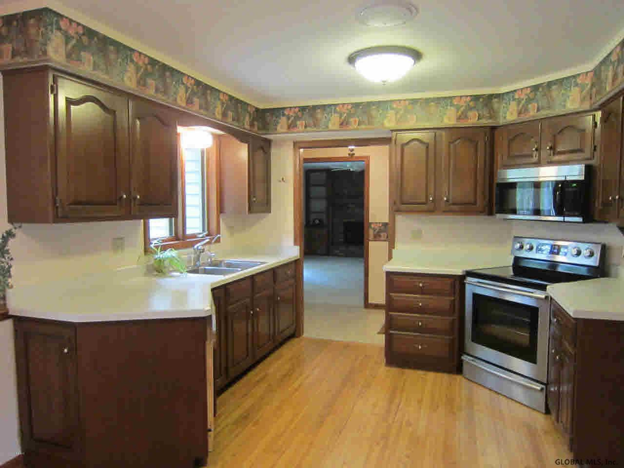 8 Triphammer Road Queensbury, NY 12804 - Photo 16 of 40 Photo 16