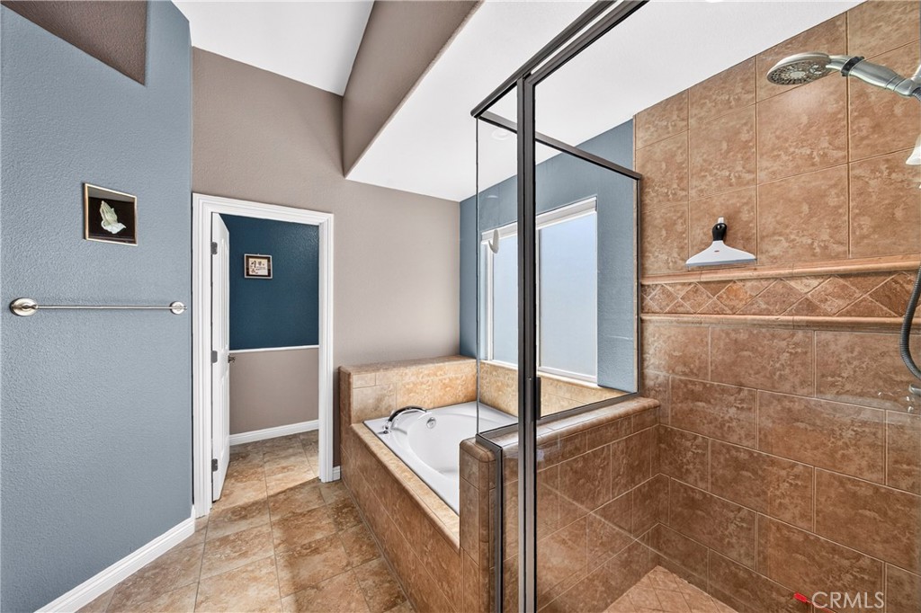 21031 Rancherias Road Apple Valley, CA 92307 - Photo 12 of 39 Gallery Image 12