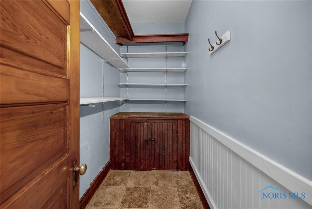 6036 Flanders Road Sylvania, OH 43560 - Photo 22 of 47 Gallery Image 22