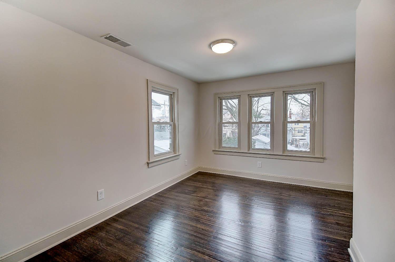 364 East Tulane Road Columbus, OH 43202 - Photo 19 of 32