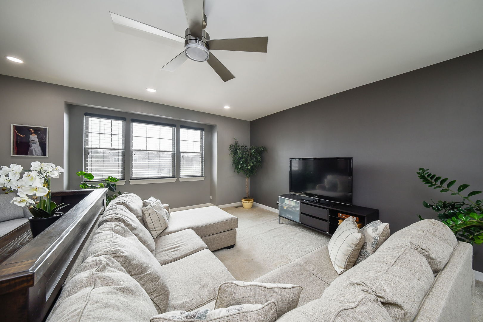 3022 Longcommon Parkway Elgin, IL 60124 - Photo 24 of 37