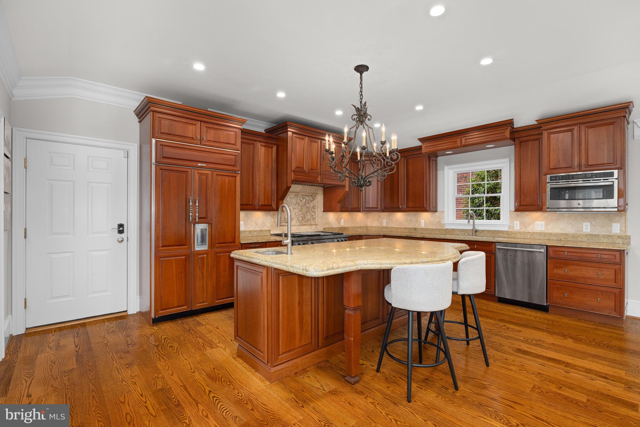 8015 Glendale Road Chevy Chase, MD 20815 - Photo 10 of 44 Main Level - Kitchen