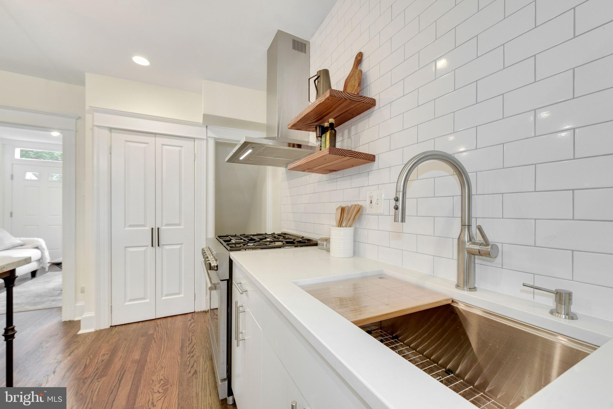 326 Bryant Street Northeast Washington, DC 20002 - Photo 13 of 36 Kitchen